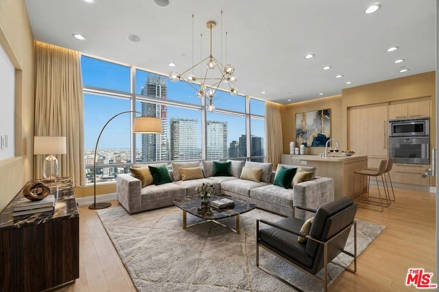 Property photo for 900 W Olympic Boulevard, #30C, Los Angeles, CA