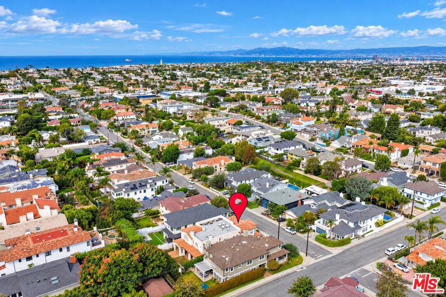 Property photo for 1250 8th Street, Manhattan Beach, CA