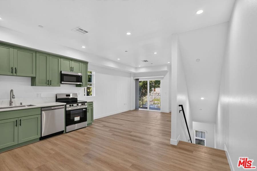Property photo for 1426 Pleasant Avenue, #1/4, Los Angeles, CA