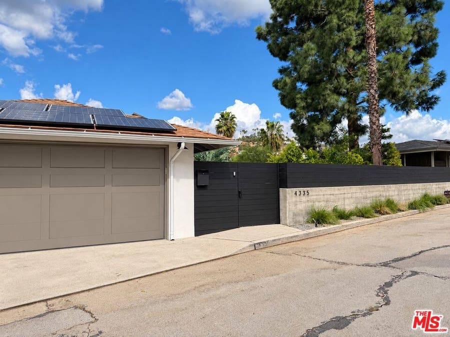 Property photo for 4335 Cedarhurst Circle, Los Angeles, CA