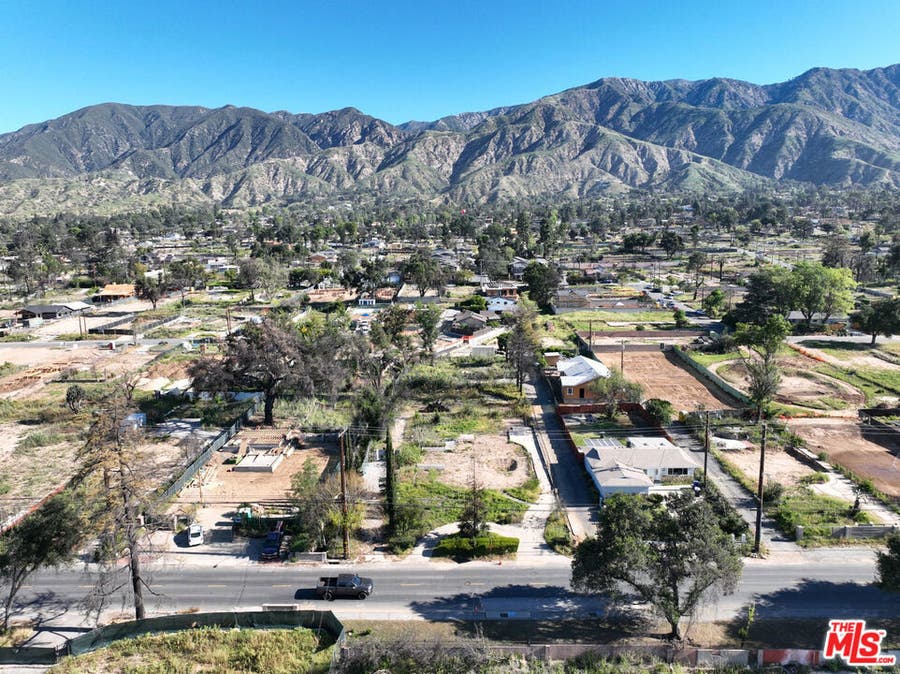 Property photo for 175 E Altadena Drive, Altadena, CA