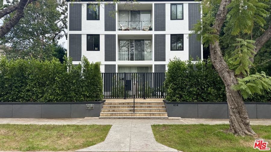 Property photo for 414 N Palm Drive, #1, Beverly Hills, CA