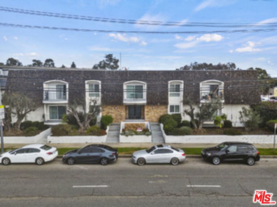 Property photo for 2884 Sawtelle Boulevard, #105, Los Angeles, CA