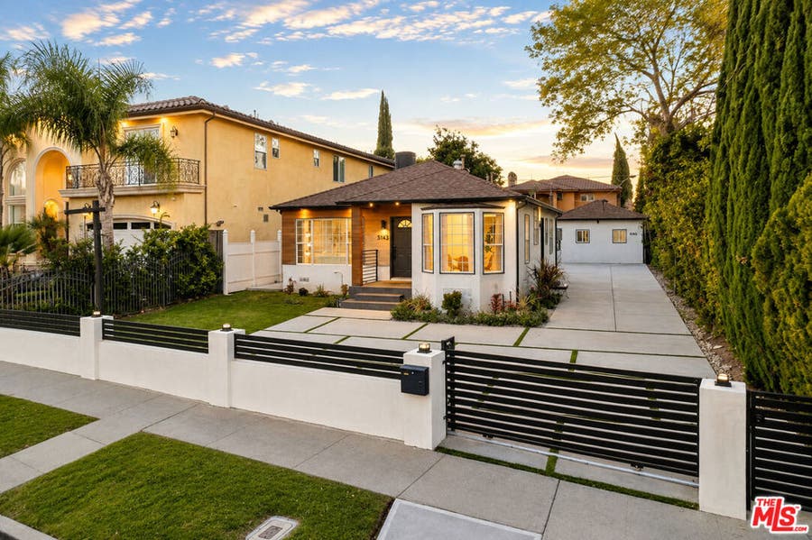 Property photo for 5143 Newcastle Avenue, Encino, CA