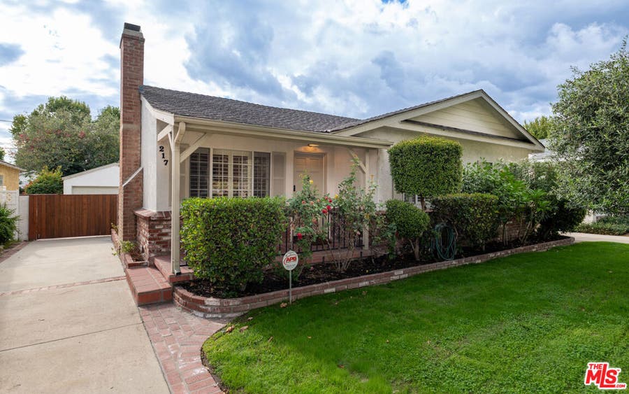 Property photo for 217 N Griffith Park Drive, Burbank, CA