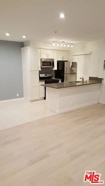 Property photo for 1132 S Oakhurst, #7, Los Angeles, CA