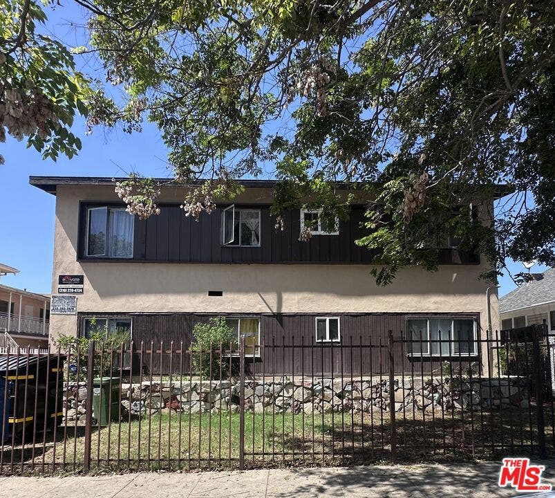 Property photo for 1421 N Hudson Avenue, Los Angeles, CA