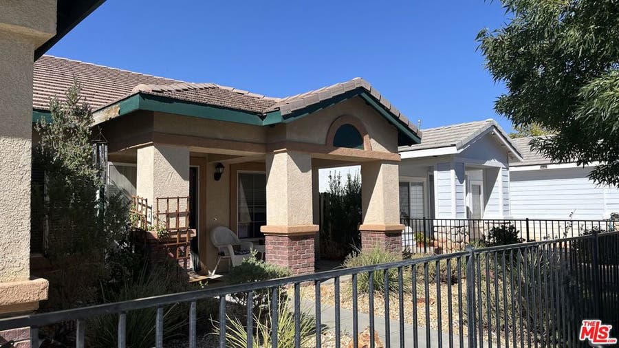 Property photo for 1751 W Avenue H5, Lancaster, CA