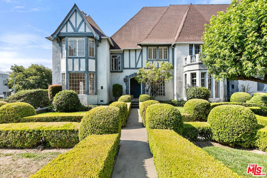 Property photo for 918 S Serrano Avenue, Los Angeles, CA