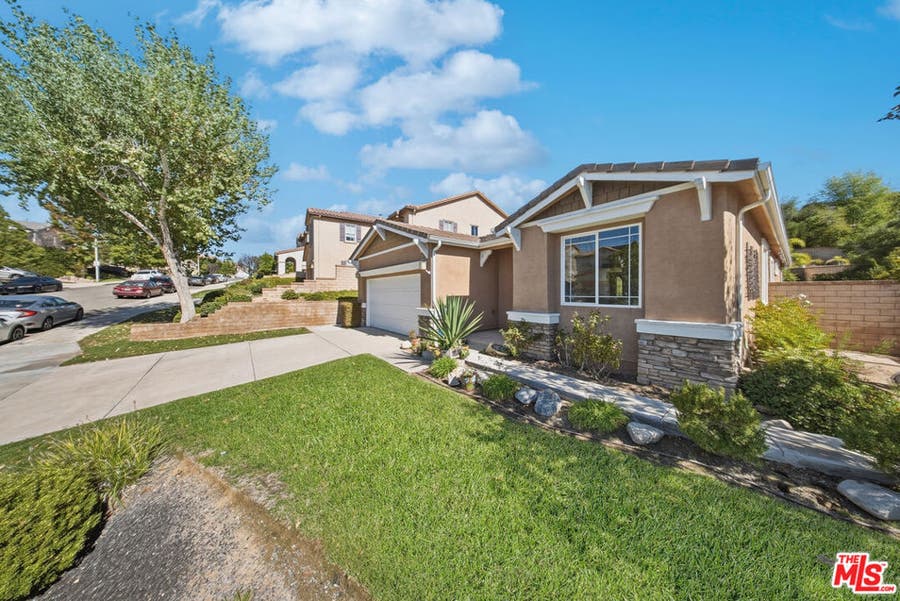 Property photo for 28016 Eddie Lane, Santa Clarita, CA