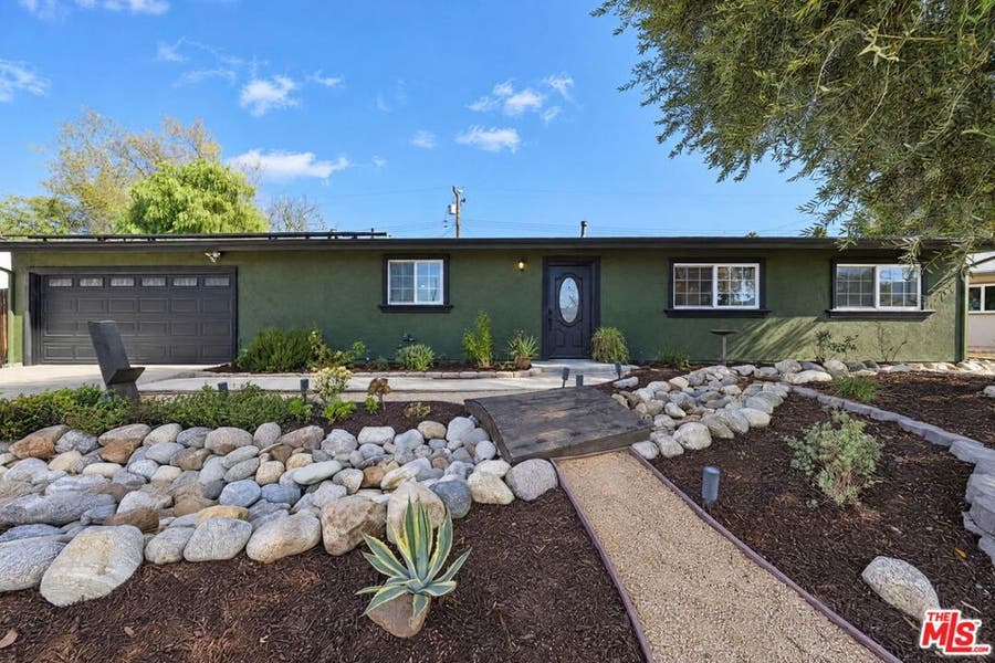 Property photo for 1865 Sutter Avenue, Simi Valley, CA