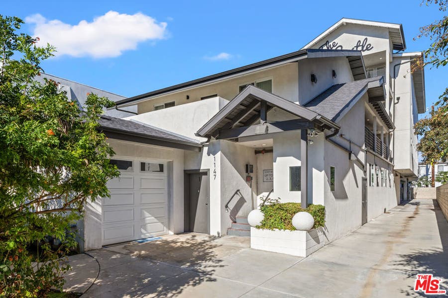 Property photo for 1147 W 37th Street, #4, Los Angeles, CA