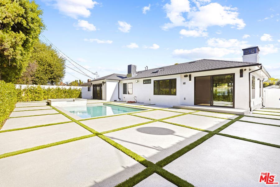Property photo for 4919 Noeline Avenue, Encino, CA