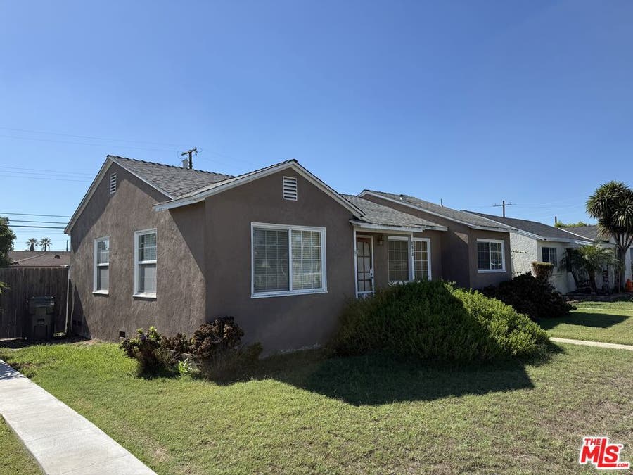 Property photo for 8618 Stewart And Gray Road, Downey, CA