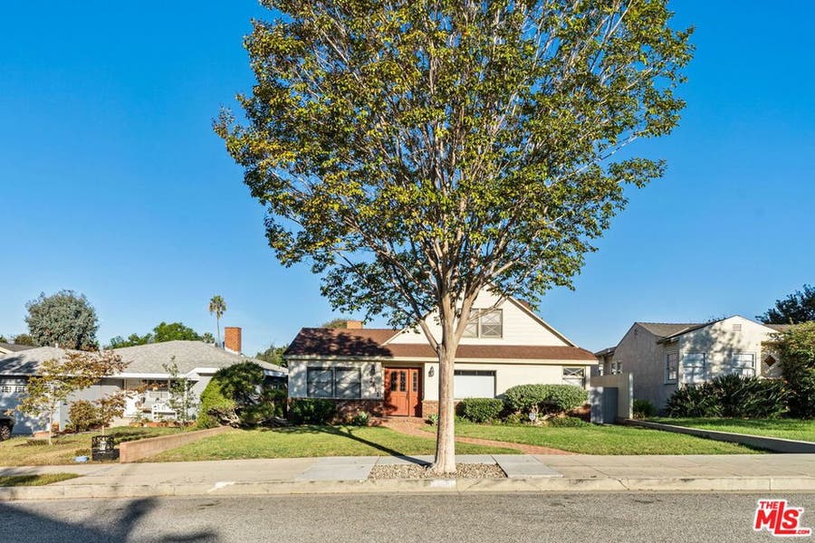 Property photo for 2411 Pier Avenue, Santa Monica, CA