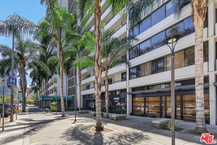 Property photo for 600 W 9th Street, #913, Los Angeles, CA