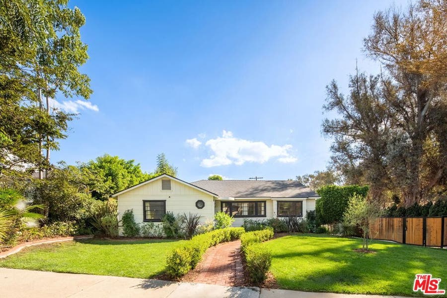 Property photo for 10340 Walavista Road, Los Angeles, CA