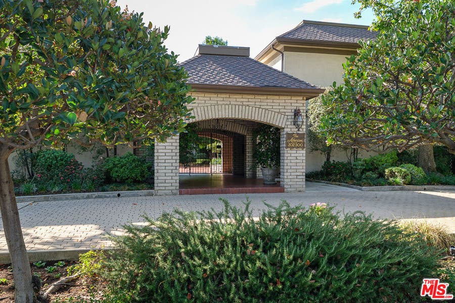 Property photo for 240 Palmetto Drive, Pasadena, CA