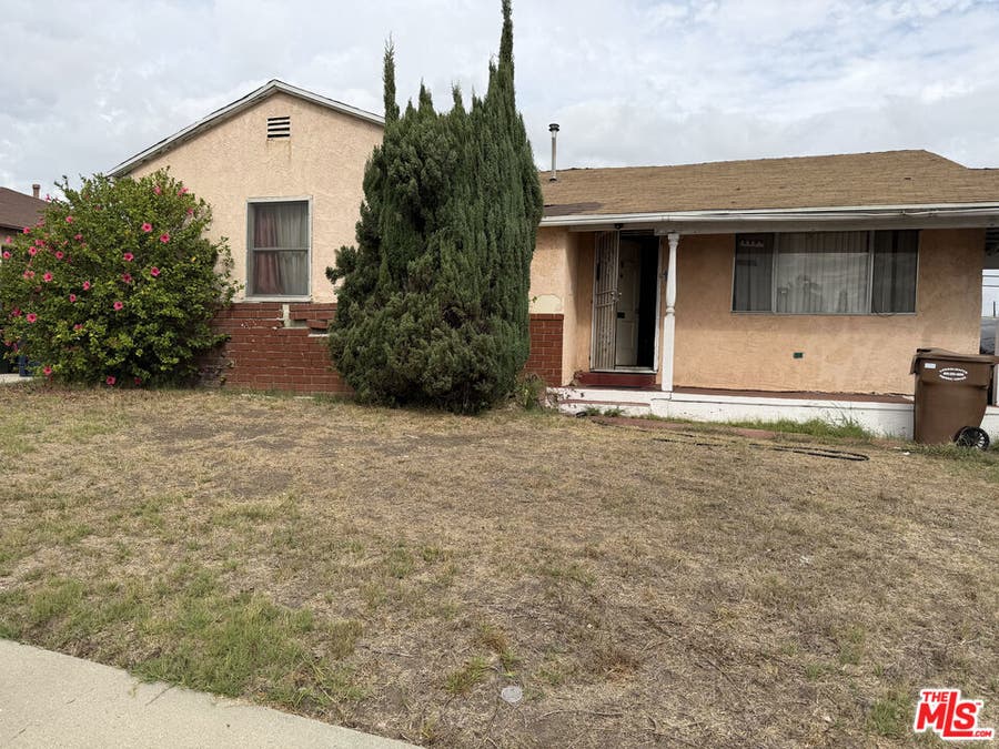 Property photo for 1435 W 113th Street, Los Angeles, CA