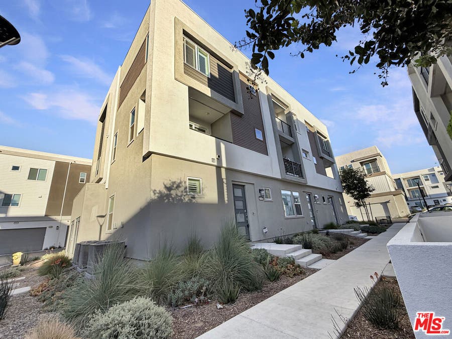 Property photo for 26844 Snowmass Loop, Valencia, CA