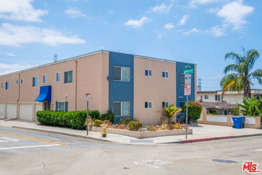 Property photo for 2622 Vanderbilt Lane, #H, Redondo Beach, CA
