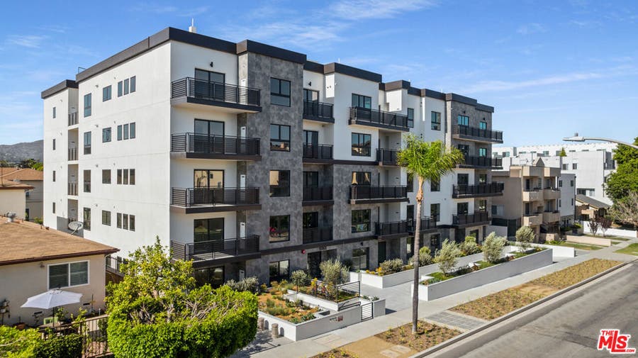 Property photo for 5153 Maplewood Avenue, #104, Los Angeles, CA