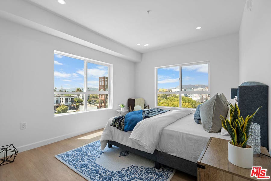 Property photo for 321 S Oxford Avenue, #503, Los Angeles, CA