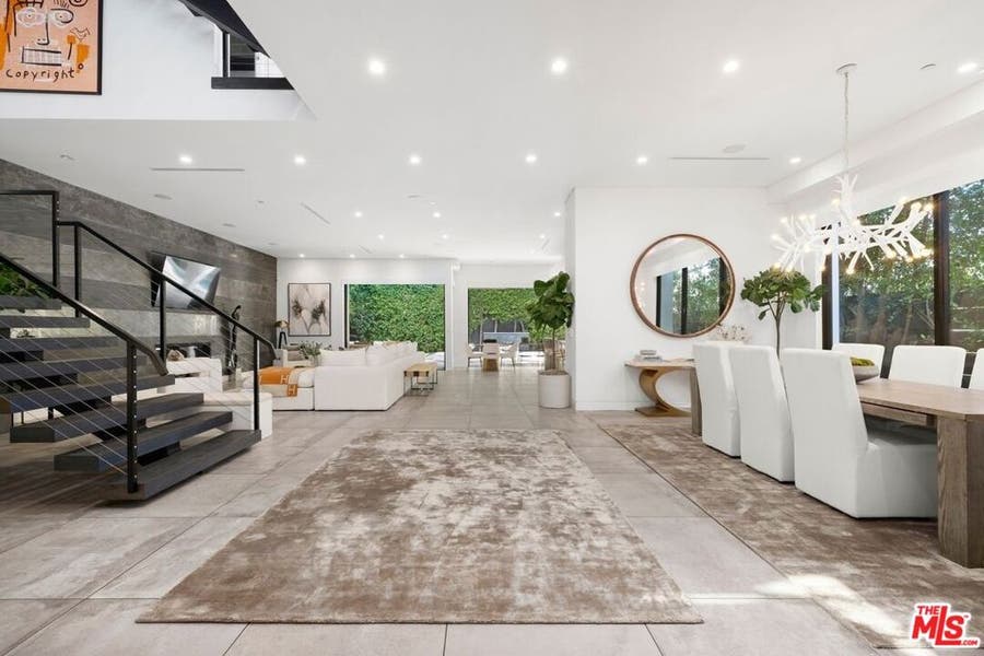 Property photo for 839 N Gardner Street, Los Angeles, CA