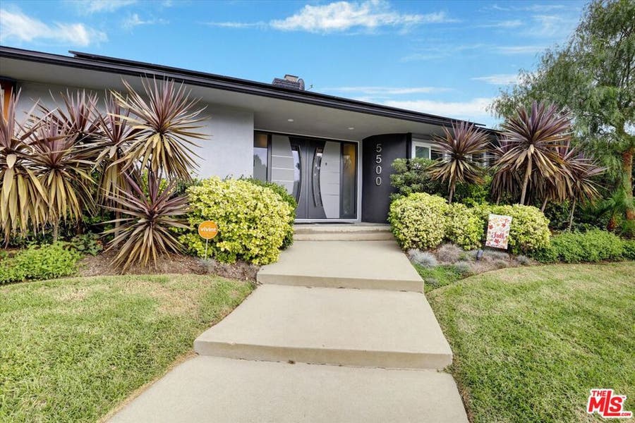 Property photo for 5500 Shenandoah Avenue, Los Angeles, CA