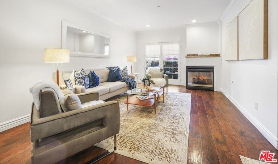 Property photo for 1135 Rexford Drive, #302, Los Angeles, CA