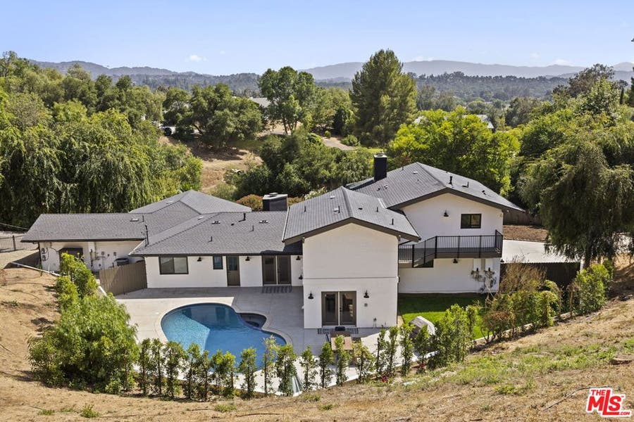 Property photo for 1131 Rancho Drive, Ojai, CA