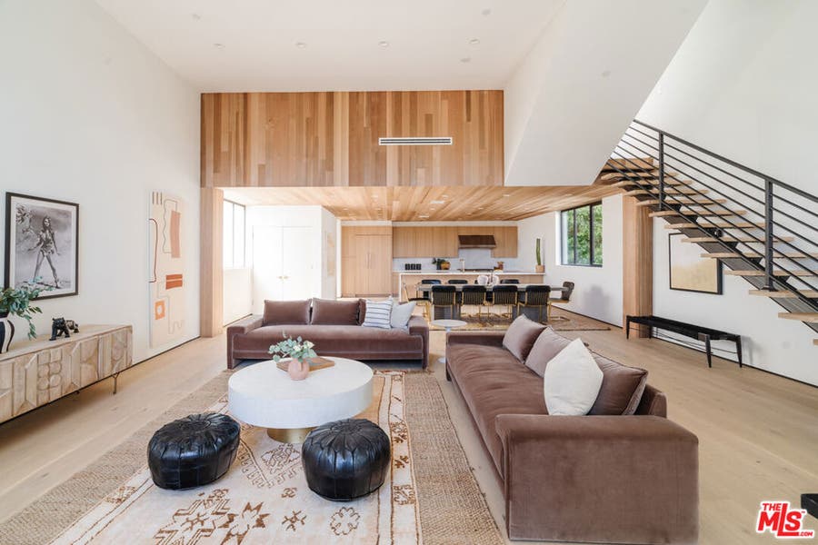 Property photo for 609 Broadway Street, Venice, CA