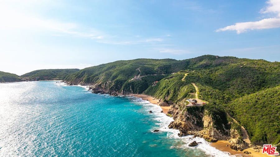 Property photo for 1 Villa Del Mar Avenue, 