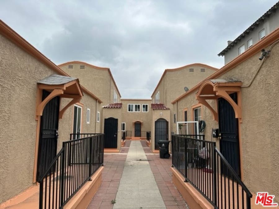 Property photo for 836 S Catalina Street, #1/2, Los Angeles, CA