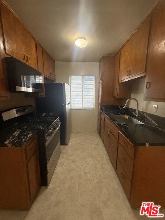 Property photo for 1166 Amherst Avenue, #6, Los Angeles, CA