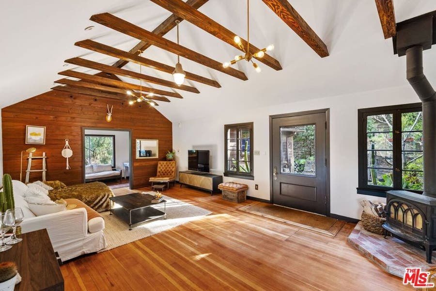 Property photo for 1551 Penny Road, Topanga, CA