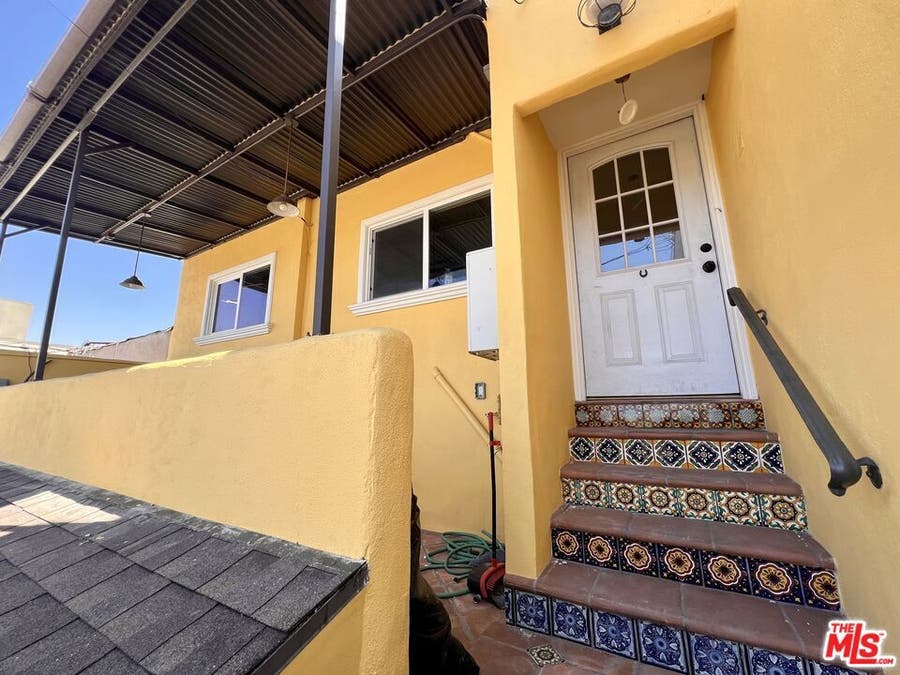 Property photo for 2737 S Robertson Boulevard, Los Angeles, CA