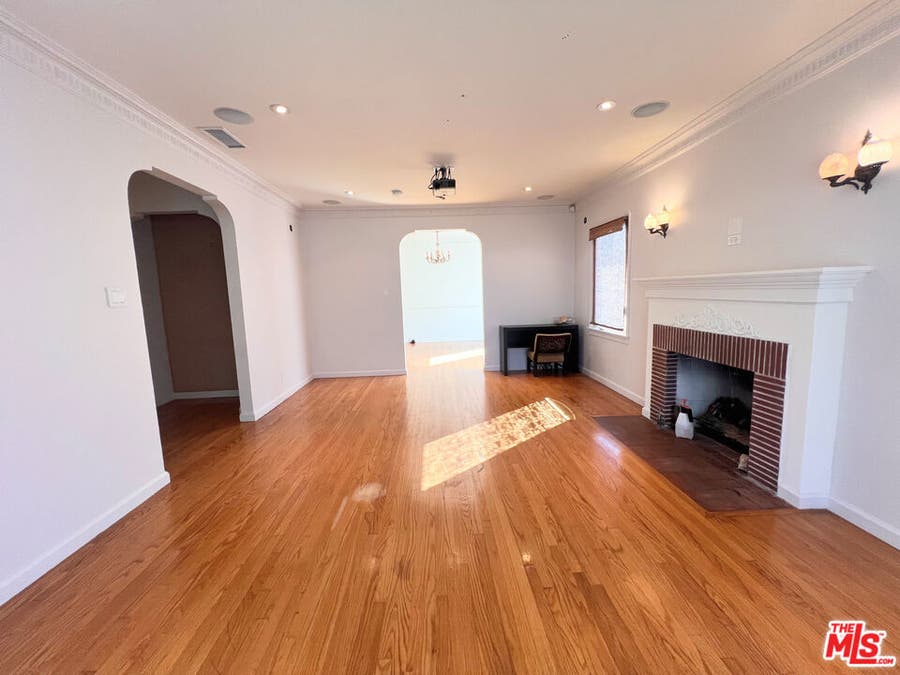 Property photo for 2652 S Bedford Street, Los Angeles, CA
