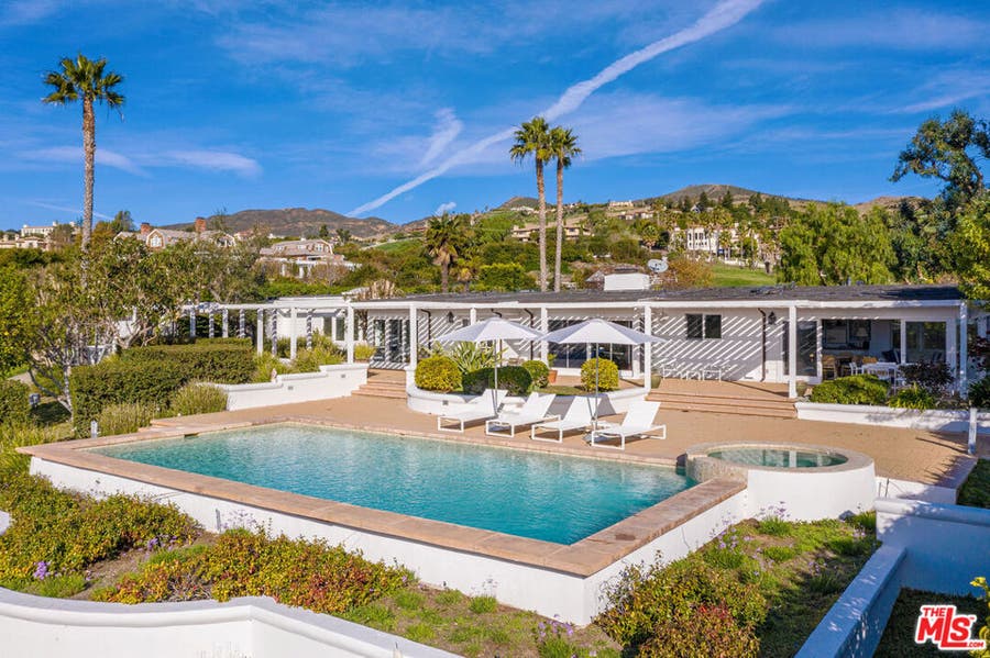 Property photo for 27727 Pacific Coast Highway, Malibu, CA