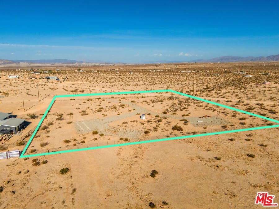Property photo for 66250 COYOTE VALLEY Road, Joshua Tree, CA