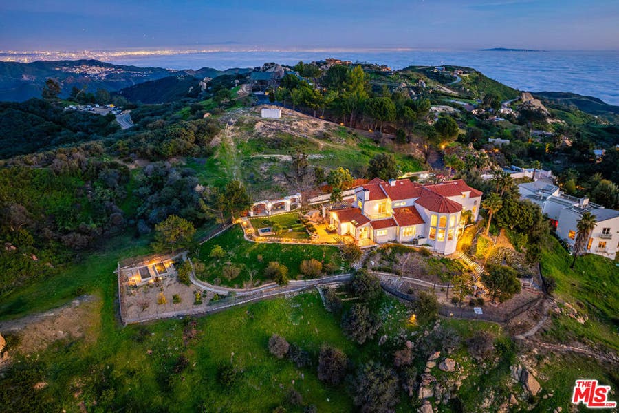 Property photo for 501 Sadie Road, Topanga, CA