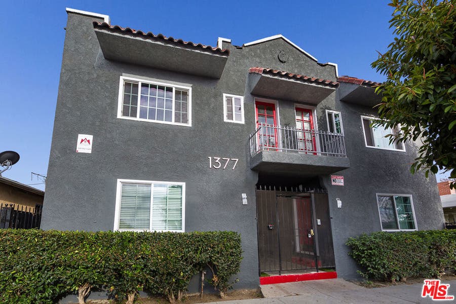 Property photo for 1377 Warren Avenue, Long Beach, CA