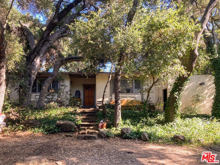 Property photo for 25614 Timpangos Drive, Calabasas, CA