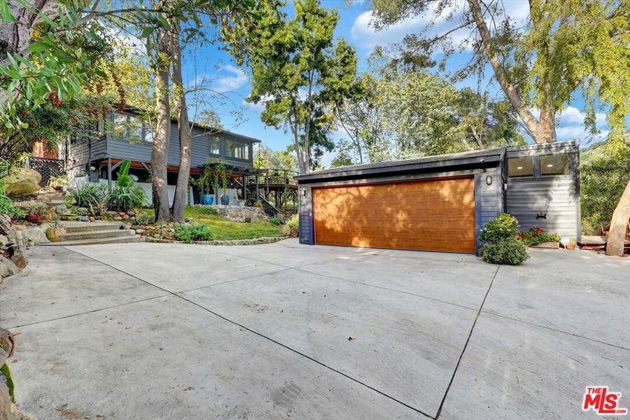 Property photo for 19643 Valley View Dr, Topanga, CA
