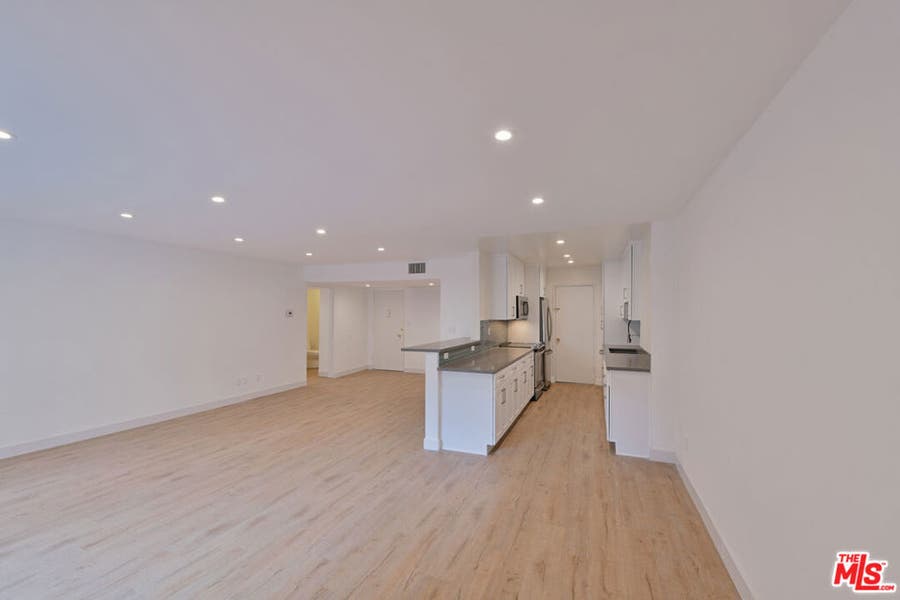Property photo for 136 S Palm Drive, #203, Beverly Hills, CA