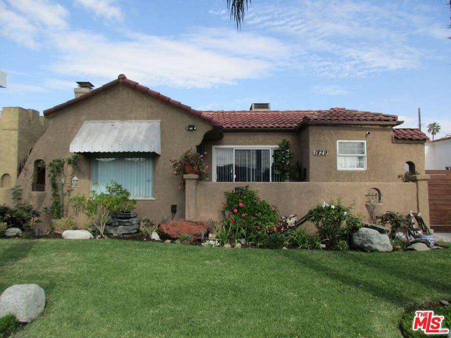 Property photo for 1829 W 84th Place, Los Angeles, CA