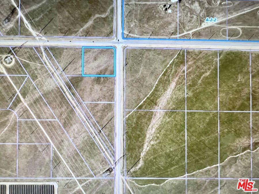 Property photo for 90 W Avenue K, Del Sur, CA