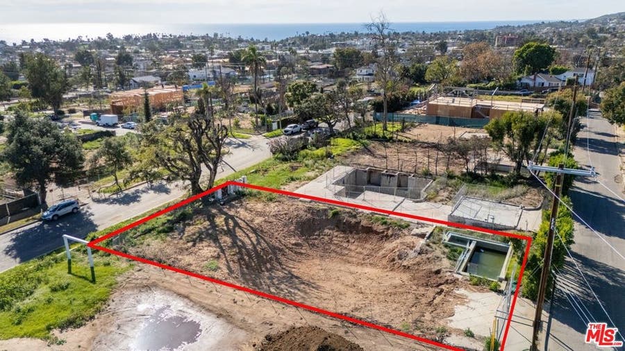 Property photo for 14607 Bestor Boulevard, Pacific Palisades, CA