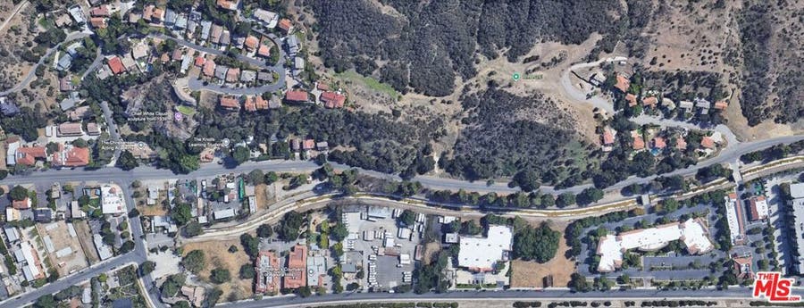 Property photo for 28396 Agoura Rd, Agoura Hills, CA