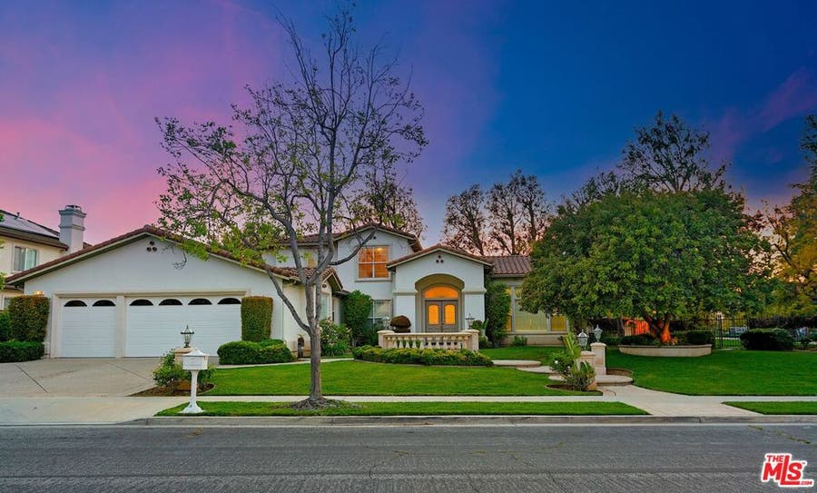 Property photo for 633 Noble Road, Simi Valley, CA